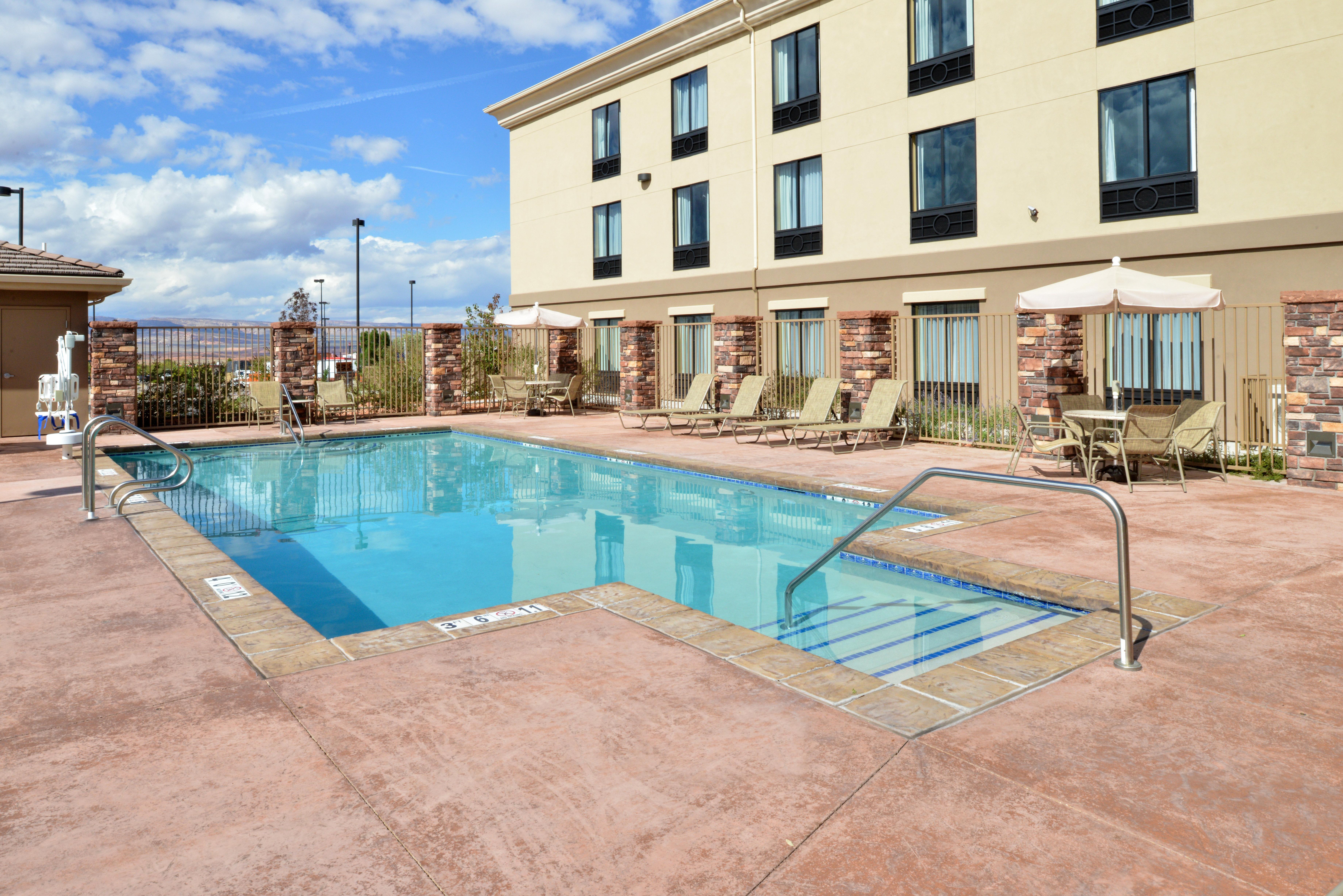 Holiday Inn Express & Suites Page - Lake Powell Area By Ihg Экстерьер фото