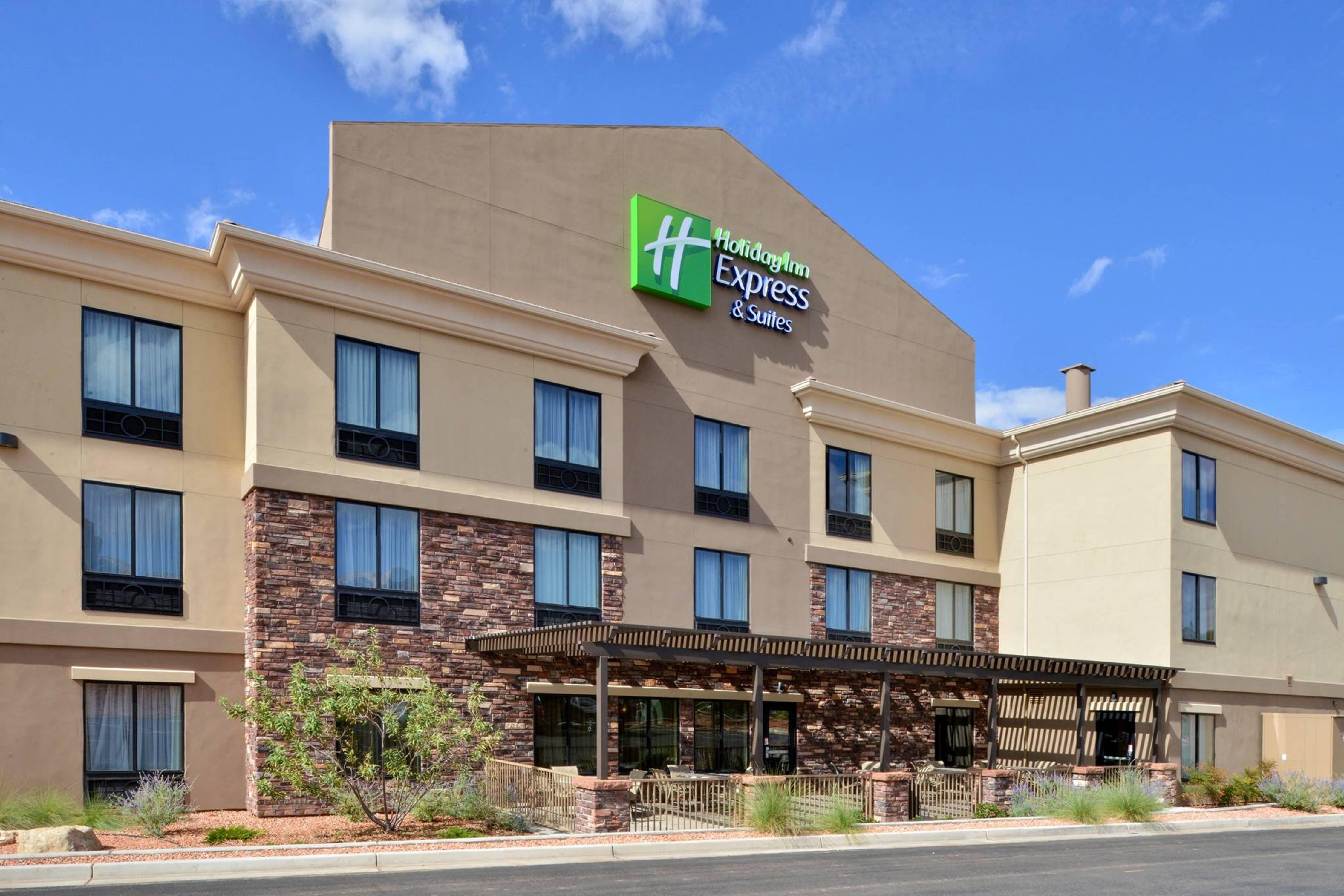 Holiday Inn Express & Suites Page - Lake Powell Area By Ihg Экстерьер фото